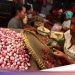 Ada Bawang Merah ‘Palsu’, Asosiasi: Pedagang Nggak Berani Jual