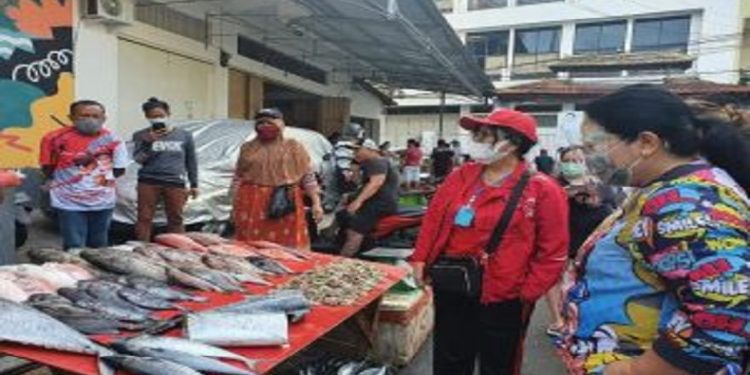 Harga Bahan Pangan di Pasar Tradisional Manado Masih Stabil