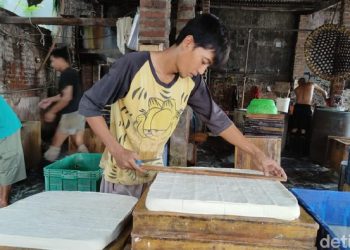 Produsen Tahu Tempe di Sidoarjo Kembali Produksi, Tapi Harganya Naik