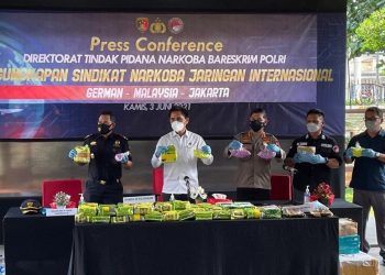 Bea Cukai dan Polri Sita 45 Kg Sabu-Sabu dan 13865 Ekstasi