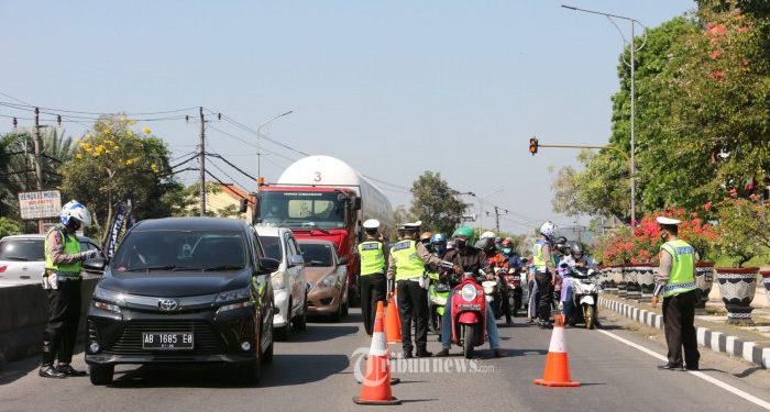 Aparat TNI-Polri Diminta Kedepankan Pendekatan Edukasi dan Persuasif Saat PPKM Darurat