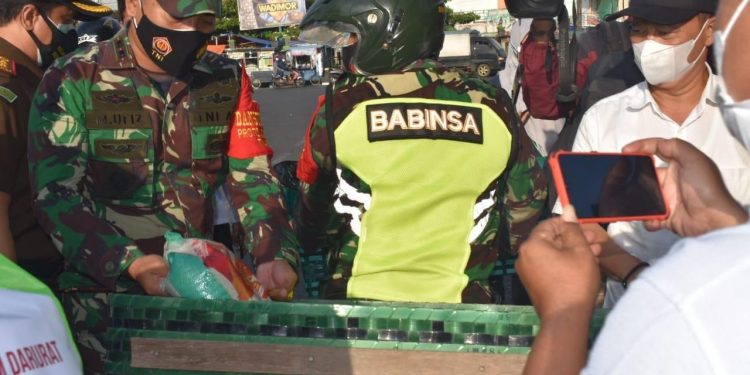 Door to Door 12 Ribu Paket Sembako Didistribusikan Bagi Warga Terdampak Covid-19