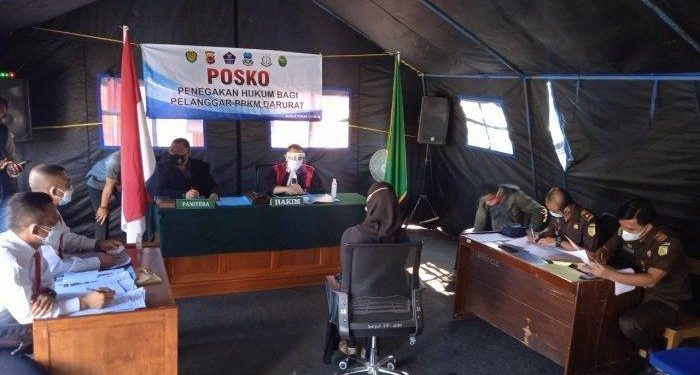 Pelanggar PPKM Darurat di Jabar, Tukang Bubur Didenda Rp 5 Juta dan Pemilik Salon Didenda Rp 3 Juta