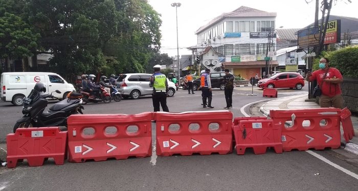 PPKM Darurat Kota Bandung, Polisi Putar Balikan Ratusan Kendaraan