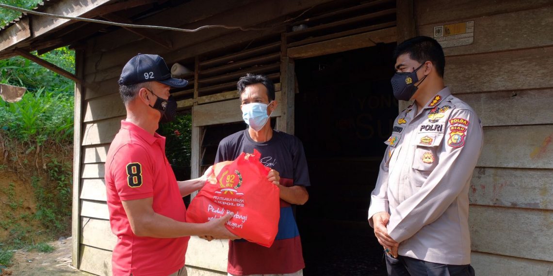 Alumni Akpol 1992 Riau Gelar Bansos “Berbagi Untuk Negeri”