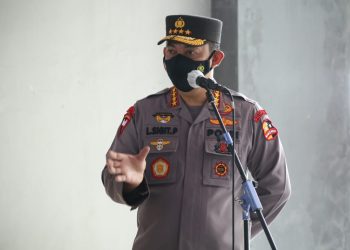 Tinjau Vaksinasi di Yogyakarta, Kapolri Imbau Sektor Ekonomi Terapkan Prokes Ketat