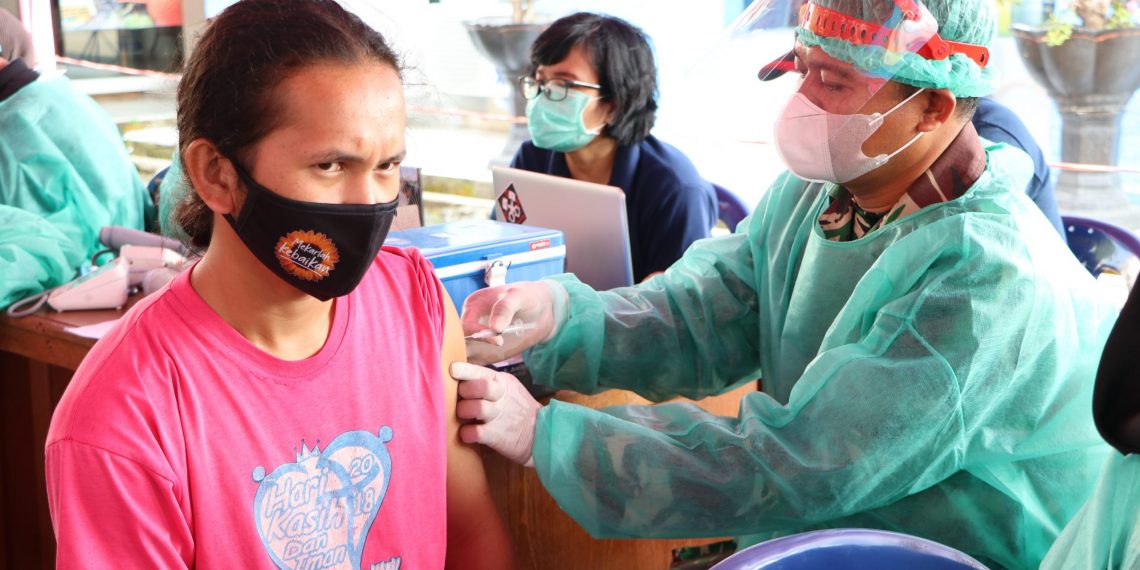 Sinergi dan Kolaborasi Tangani Pandemi, Polda Bengkulu Kembali Gelar Vaksinasi Merdeka