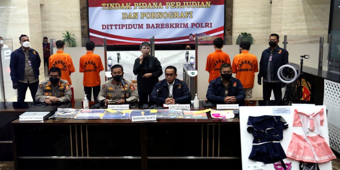 Bareskrim Bongkar Situs Judi Online – Tayangkan Adegan Seks Streaming