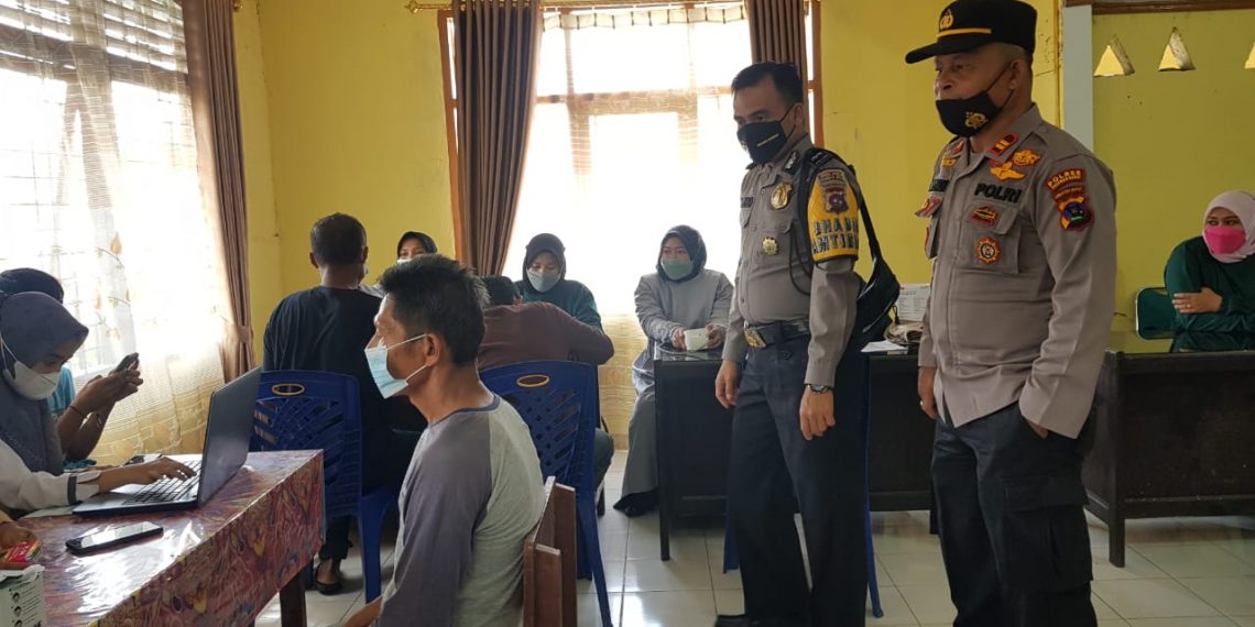 Dukung Program Percepatan Vaksinasi Covid 19, Polres Pasbar Gencarkan Vaksinasi ke Tengah Masyarakat