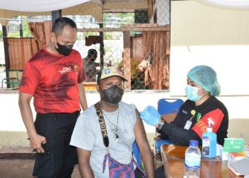 Hut Humas Polri ke 70, Bid Humas Polda Papua Gelar Vaksinasi Presisi