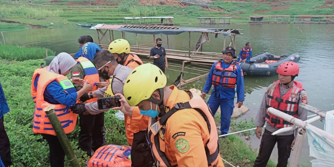 Kapolres Sumedang Adakan Pelatihan Evakuasi Korban Bencana Alam