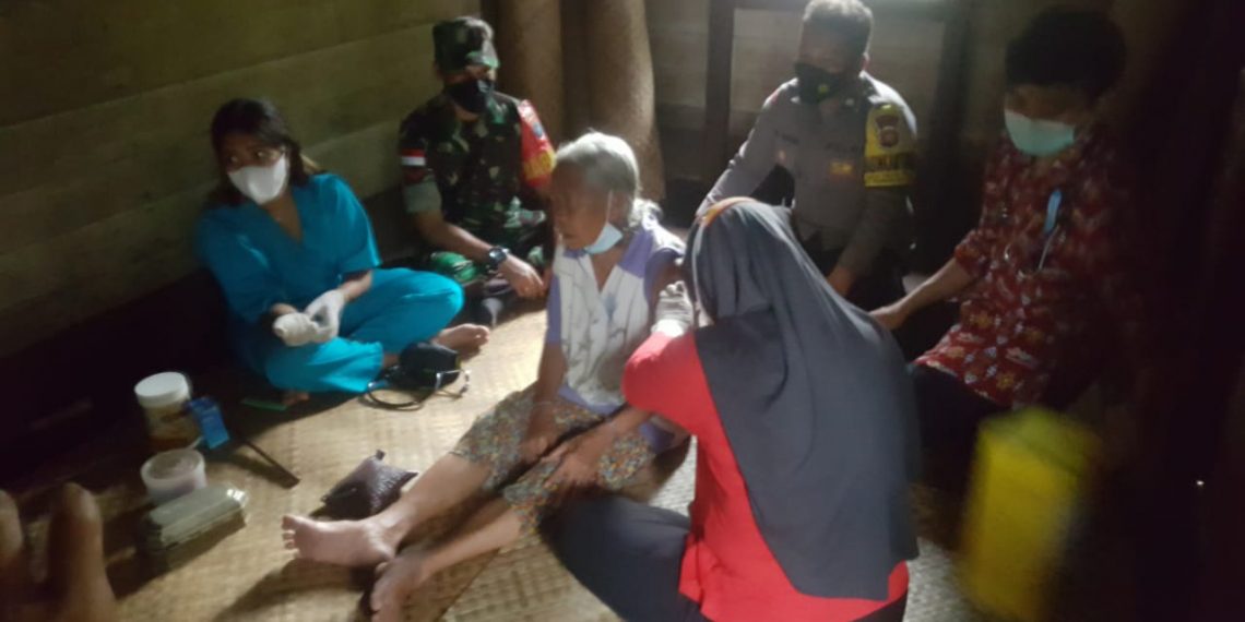 TNI-POLRI Door To Door System Percepatan Pelaksanaan Vaksinasi