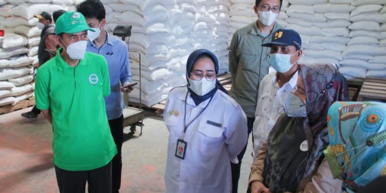 Kementan sendiri bergerak cepat memantau ketersediaan bahan pangan di sejumlah daerah, termasuk Sumatera Barat. (Dok: Kementan)