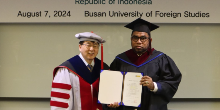 Dr. Ali Mochtar Ngabalin