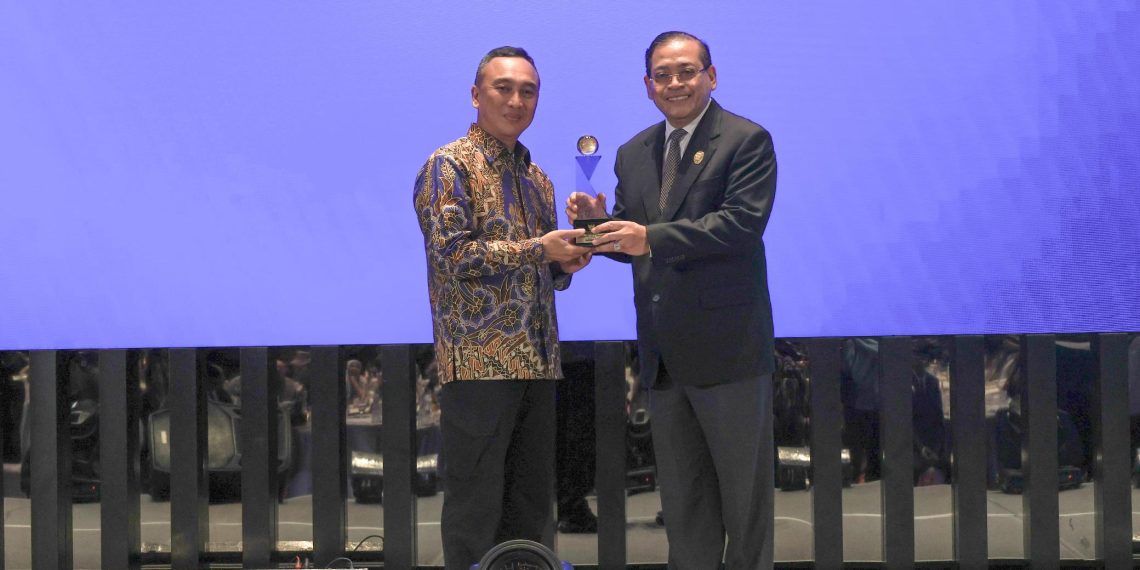 Polri Raih Predikat Informatif Dalam Penganugerahan Keterbukaan Informasi Publik 2024
