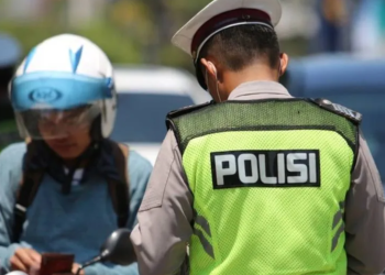 transformasi pelayanan polisi lalu lintas menuju budaya sadar keselamatan