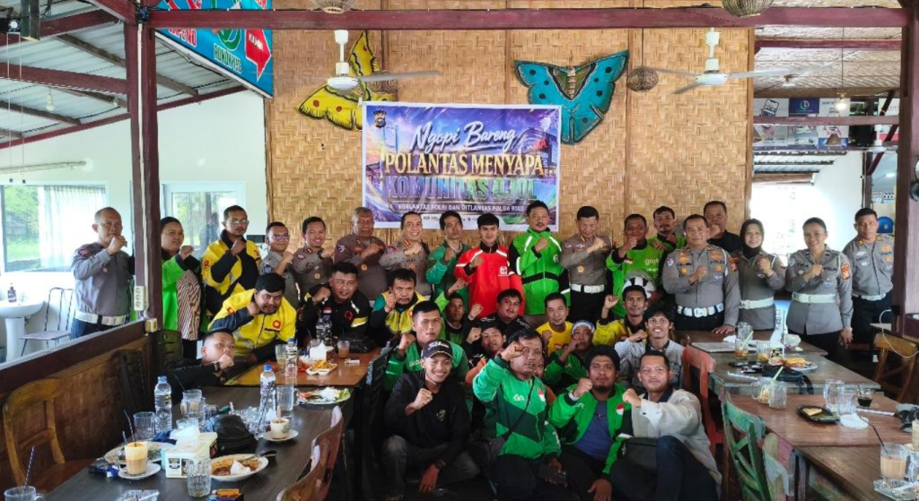 Ngopi Bareng Polantas Menyapa Komunitas Ojol di Pekanbaru