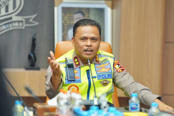 keselamatan lalu lintas dan penanganan kendaraan ODOL di Indonesia