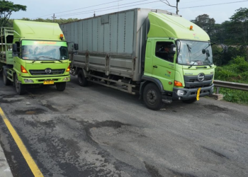 menertibkan kendaraan over dimension over load di jalan negara